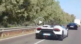 Fatal supercar accident that occurred on the highway