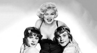 Playful, Sly, and Perky—20 Vintage Celebrities Who Wink at the Camera (21 photos)