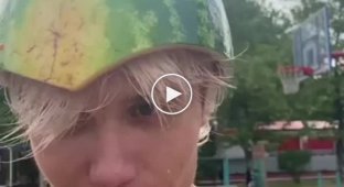 Watermelon helmet test. Campaign is not quality caught