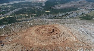 Ruins of a Minoan structure discovered in Crete (3 photos)