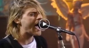 Neural network changes Nirvana concert beyond recognition