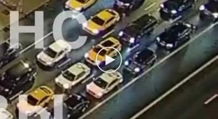 The Department of Transport published a video of an accident from Moscow and quickly deleted it