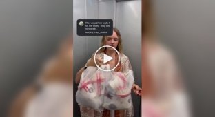 In India, a tourist couldn’t find a trash container near a hotel and asked a security guard where to throw out the trash