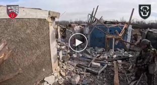 Special Operations Force fighters destroy occupiers in the village