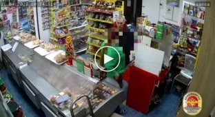 Сентиментальний злочинець із молотком пограбував продуктовий магазин