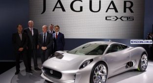 Jaguar представил сногсшибательный электрический концепт (12 фото)