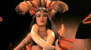 Kim Kardashian as Santanico Pandemonium from the movie “From Dusk Till Dawn” (2 photos + video)