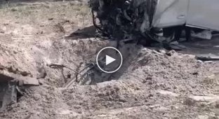 The first footage from the scene of the explosion of Prilepin's car, filmed by a Russian pro-war blogger