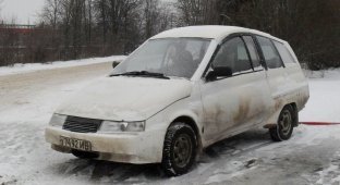 ВАЗ-2113 с кузовом минивэн: необычная самоделка из Ивановской области (5 фото)