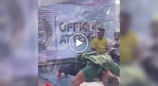 Индийский спортсмен побил рекорд Гиннесса по отжиманиям с весом