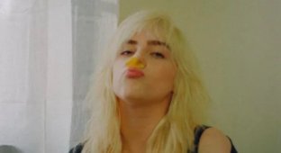 Билли Айлиш отмечает 24-летие (10 фото)