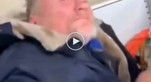 Очень необычный товар на полке магазина