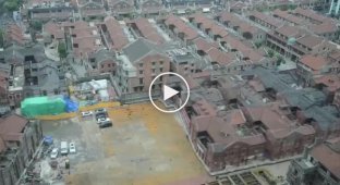 In Shanghai moved a 7,500-ton historical building complex