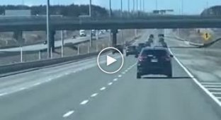 Emergency landing of an airplane on a highway