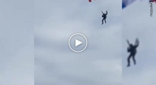 Выступление парашютиста в Тюмени закончилось провалом