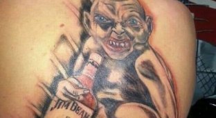 A selection of funny and failed tattoos (17 photos)