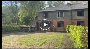 Навчання українських військових у таборі у Великій Британії