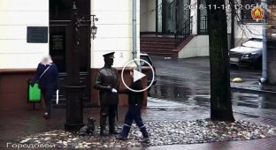 Белорусского подростка заставили извиниться перед памятником за пощёчину