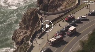 Спасение в Сан-Франциско: женщина в бикини застряла на утесе над океаном