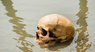 Озеро скелетов: почему высоко в горах в один момент погибли полтысячи человек (19 фото)