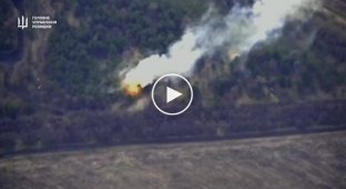 РСЗВ HIMARS знищує російський ЗРК «Бук» у Запорізькій області