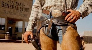 How much did a cowboy in the days of the Wild West cost a revolver and cartridges (3 photos + 1 video)