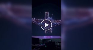 Церковь в США устроила в Рождество шоу дронов