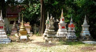 Похороны по-тайски (13 фото)