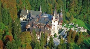 Peles Castle (Castelul Peles) in Romania (55 photos + 2 videos)