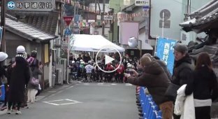 Гонки на офисных креслах в Японии