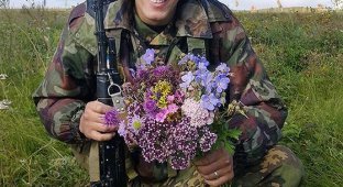 История героя России сержанта Евгения Эпова (3 фото)