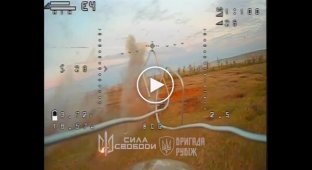 Бійці бригади НГУ Рубіж спалили з ПТРК Javelin дві МТЛБ із окупантами