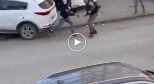 When you try to argue with a cop, remember he has a gun