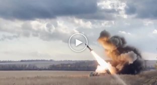 Пуски трех ракет ATACMS из РСЗО M142 HIMARS