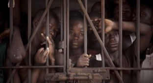 Тюрьма для подростков в Сьерра-Леоне (25 фото)