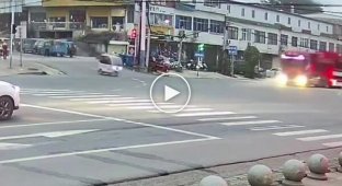 Дуже дивна аварія у Китаї