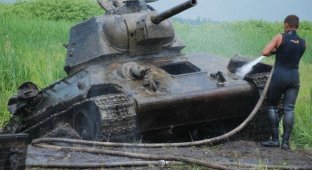 Підйом танка Т-34 (40 фотографій)