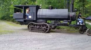 Restorers have restored a unique steam engine from the early 20th century (1 photo + 1 video)