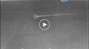 Кадры атаки украинских беспилотных надводных кораблей камикадзе на Севастопольскую военно-морскую базу ВМФ России ночью