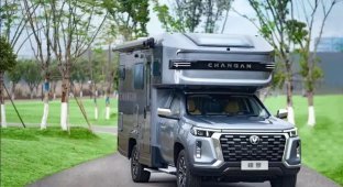 Chinese motorhome for 50 thousand dollars (11 photos)