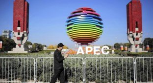 Влияние саммита АТЭС на чистоту воздуха в Китае (2 фото)