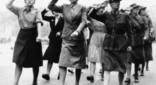 28 приголомшливих історичних фотографій жінок під час Другої світової війни (22 фото)
