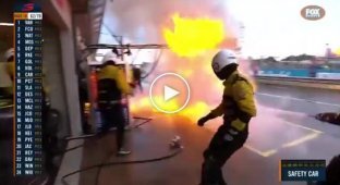 Страшный пожар на пит-стопе в Австралии