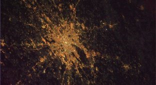 Фотографии ночных городов с борта МКС (25 фото)