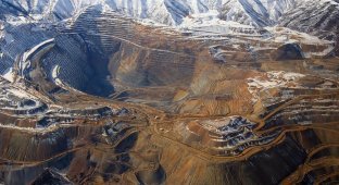 Бингем-каньон — карьер, в котором добыча руды ведётся уже более 150 лет (14 фото)