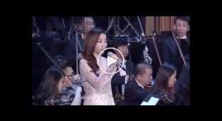 Джейн Чжан исполняет арию Дивы Плавалагуны