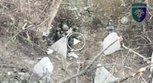 Оккупант решил покончить с жизнью, подложив гранату под зад