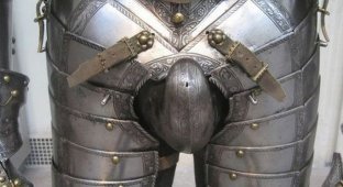 How medieval knights relieved themselves (6 photos)