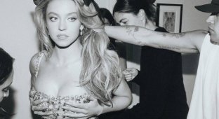 Sydney Sweeney showed how she prepared her image for the Met Gala (3 photos)
