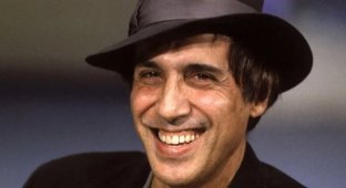 Impossible to recognize: a photo of an aged Adriano Celentano (2 photos)